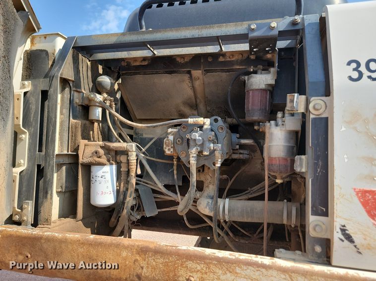 image for item OD9689 2006 Link-Belt 330 LX excavator