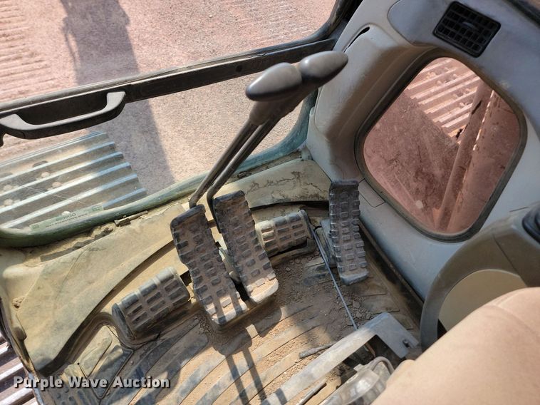 image for item OD9689 2006 Link-Belt 330 LX excavator