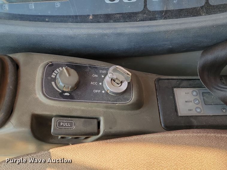 image for item OD9689 2006 Link-Belt 330 LX excavator