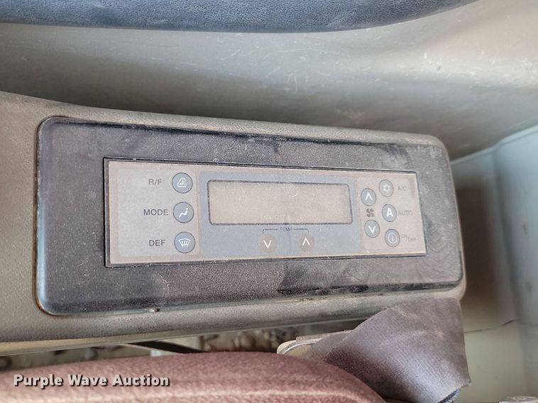 image for item OD9689 2006 Link-Belt 330 LX excavator