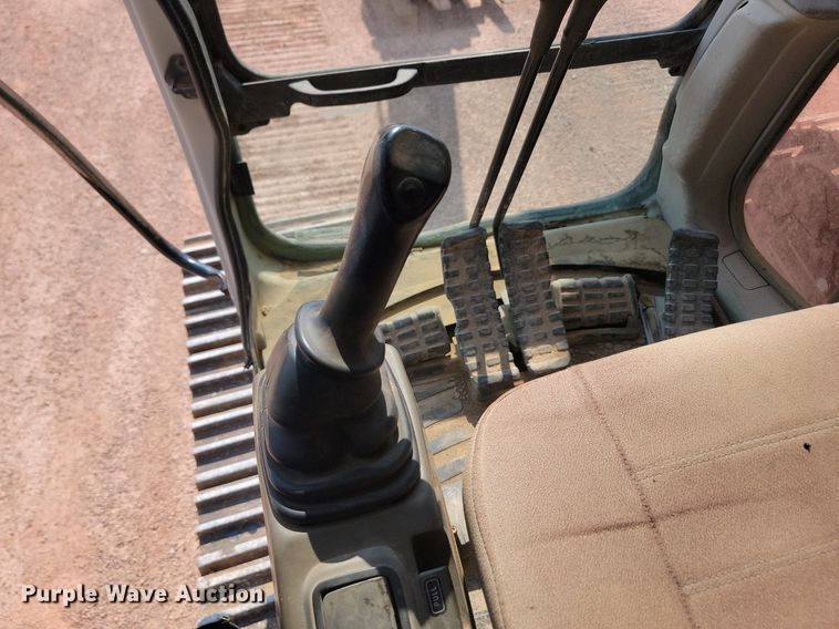 image for item OD9689 2006 Link-Belt 330 LX excavator