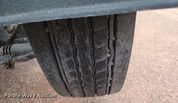 image for item OD9690 2014 Volvo  VNL semi truck