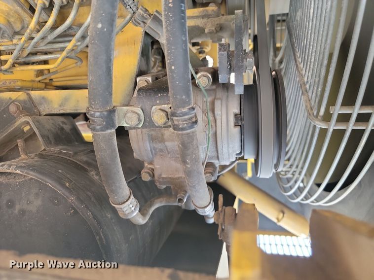 image for item OD9691 1999 Komatsu  WA380-3MG wheel loader