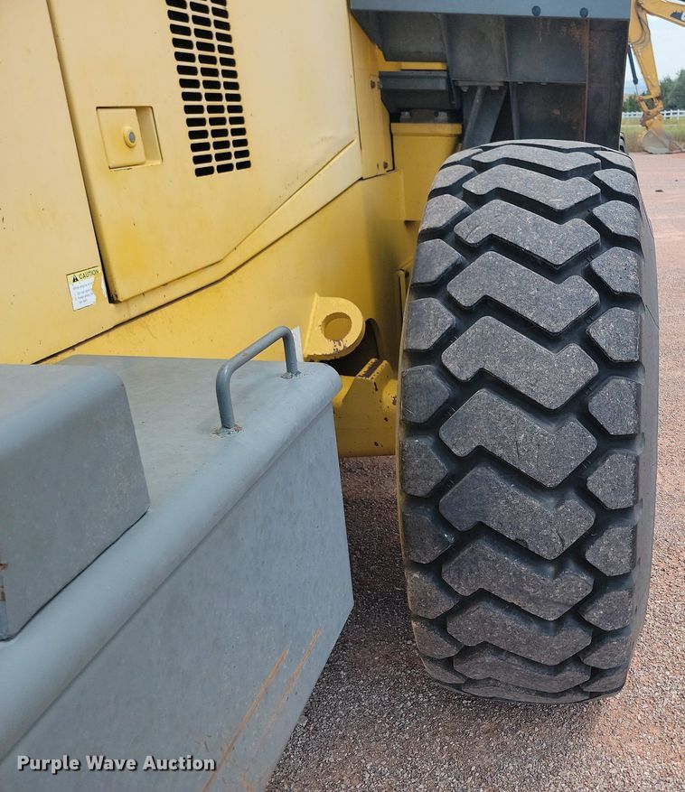 image for item OD9691 1999 Komatsu  WA380-3MG wheel loader
