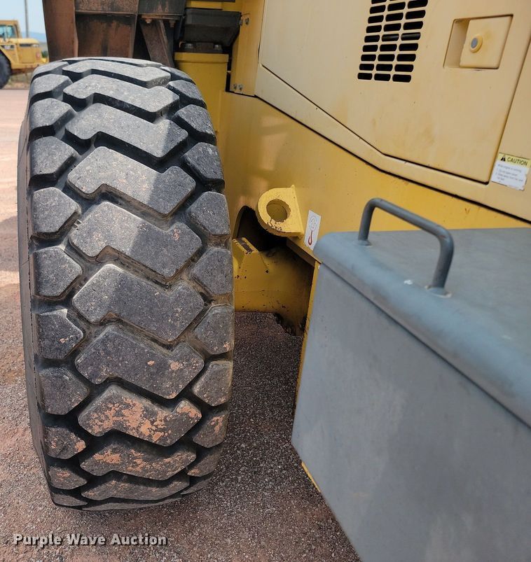 image for item OD9691 1999 Komatsu  WA380-3MG wheel loader