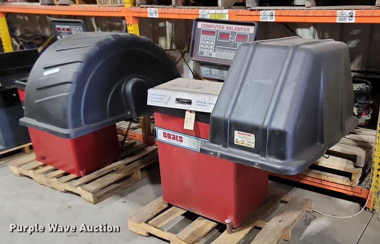 image for item OD9693 Coats Direct Drive 1055 tire balancer