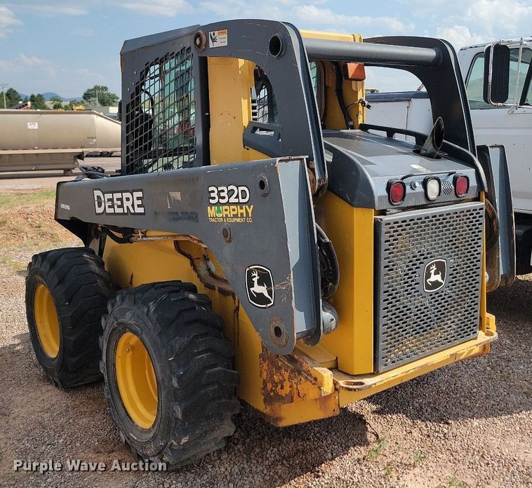 image for item OD9701 2010 John Deere  332D skid steer loader