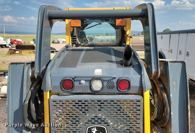 image for item OD9701 2010 John Deere  332D skid steer loader
