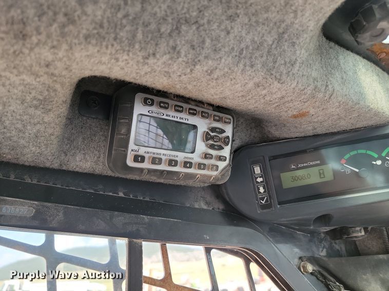 image for item OD9701 2010 John Deere  332D skid steer loader