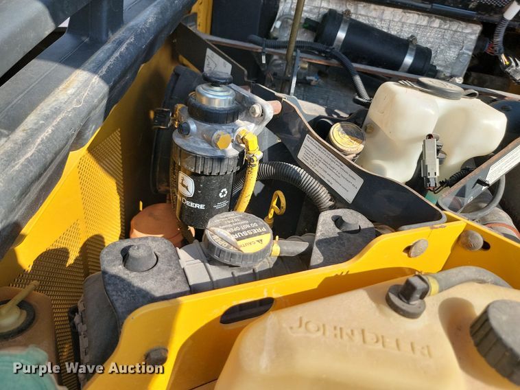 image for item OD9701 2010 John Deere  332D skid steer loader