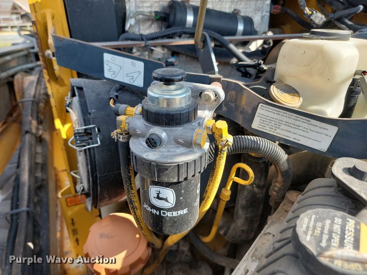 image for item OD9701 2010 John Deere  332D skid steer loader