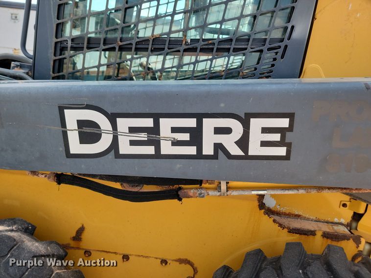 image for item OD9701 2010 John Deere  332D skid steer loader