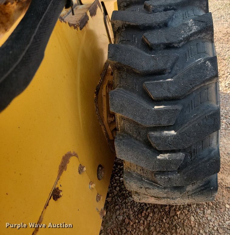 image for item OD9701 2010 John Deere  332D skid steer loader