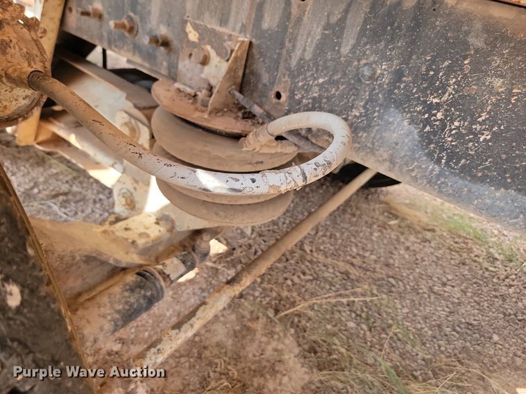 image for item OD9702 1999 Mack CH600 dump truck