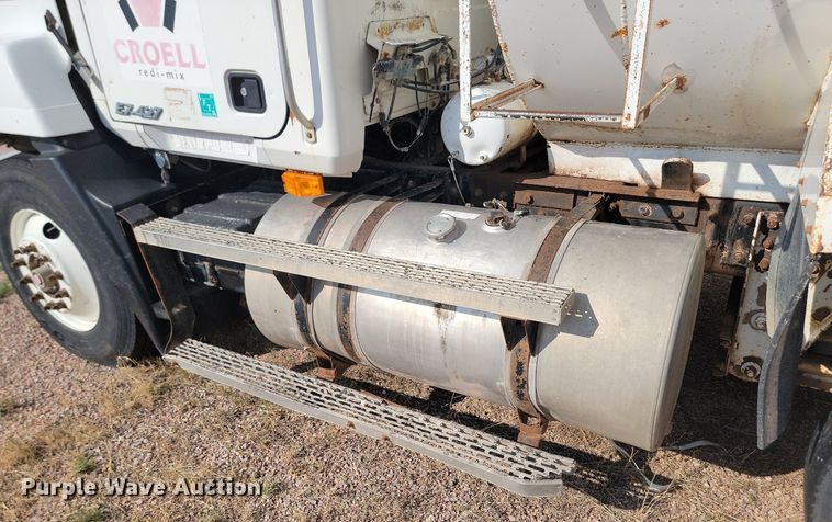 image for item OD9702 1999 Mack CH600 dump truck