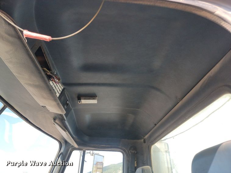 image for item OD9702 1999 Mack CH600 dump truck