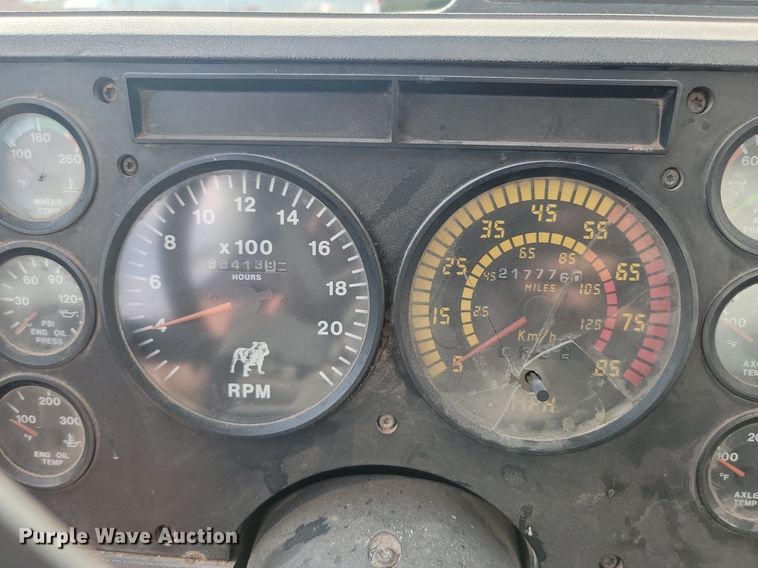 image for item OD9702 1999 Mack CH600 dump truck