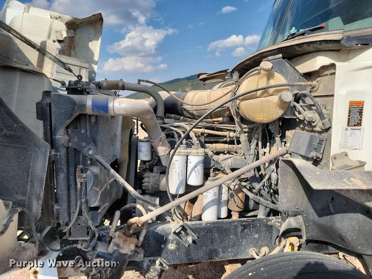 image for item OD9702 1999 Mack CH600 dump truck