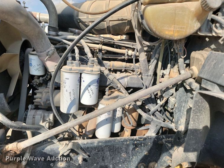 image for item OD9702 1999 Mack CH600 dump truck