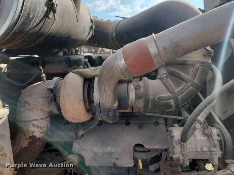 image for item OD9702 1999 Mack CH600 dump truck