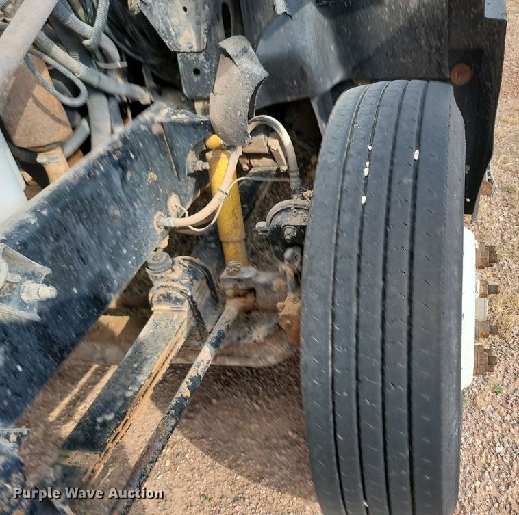 image for item OD9702 1999 Mack CH600 dump truck