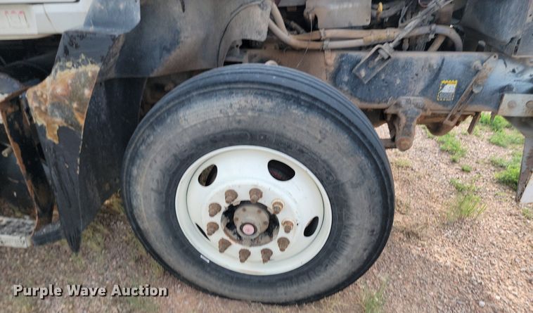 image for item OD9702 1999 Mack CH600 dump truck