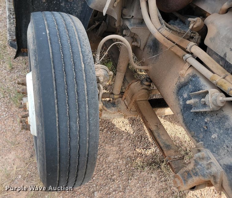 image for item OD9702 1999 Mack CH600 dump truck