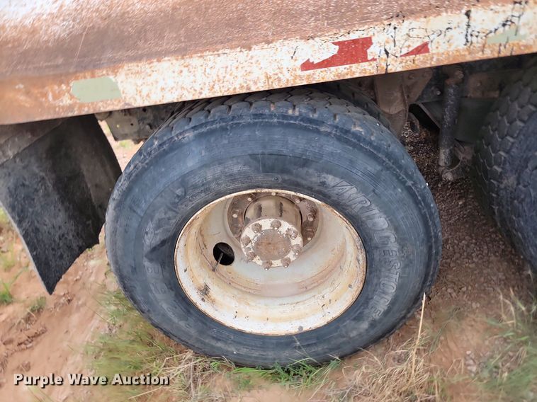 image for item OD9702 1999 Mack CH600 dump truck