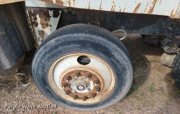 image for item OD9702 1999 Mack CH600 dump truck