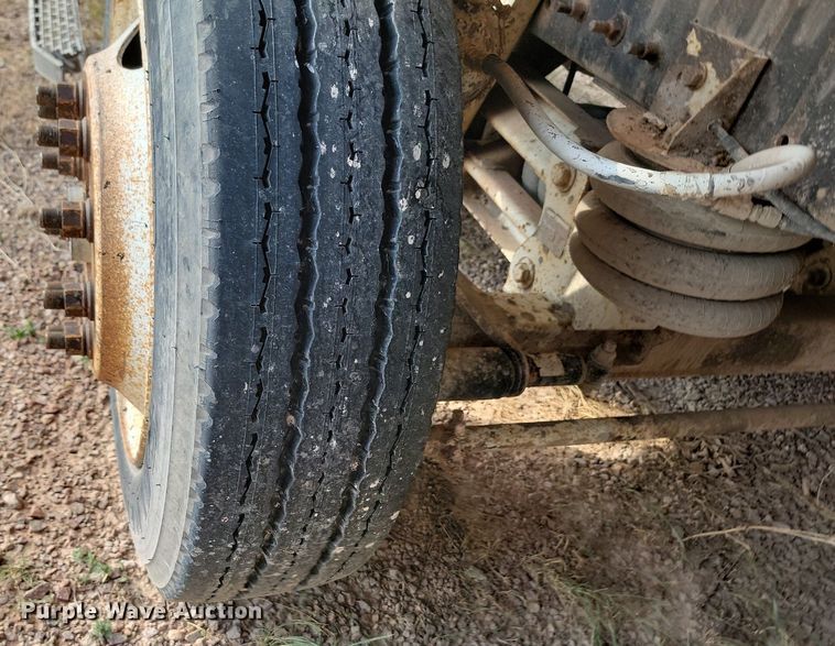 image for item OD9702 1999 Mack CH600 dump truck