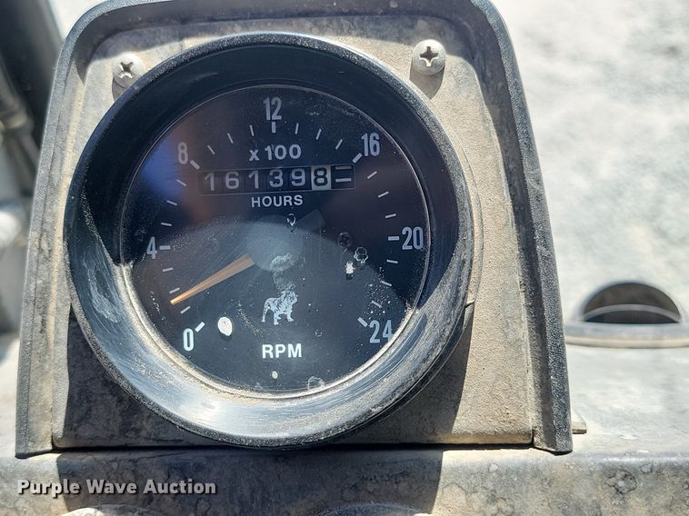 image for item OD9706 1998 Mack MR688S concrete pump truck