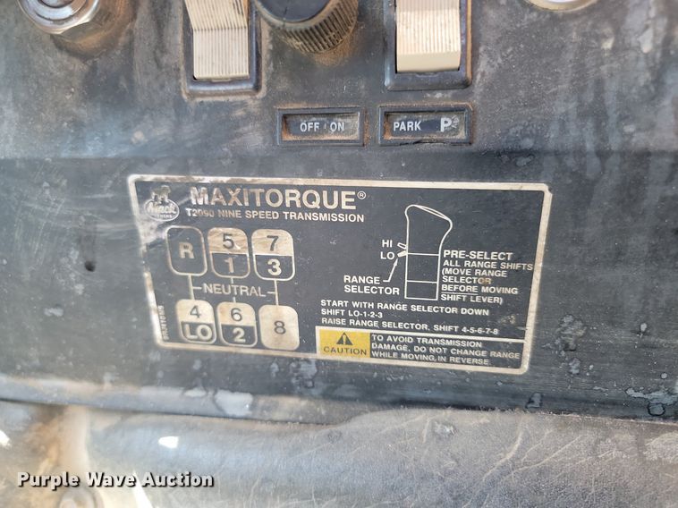 image for item OD9706 1998 Mack MR688S concrete pump truck