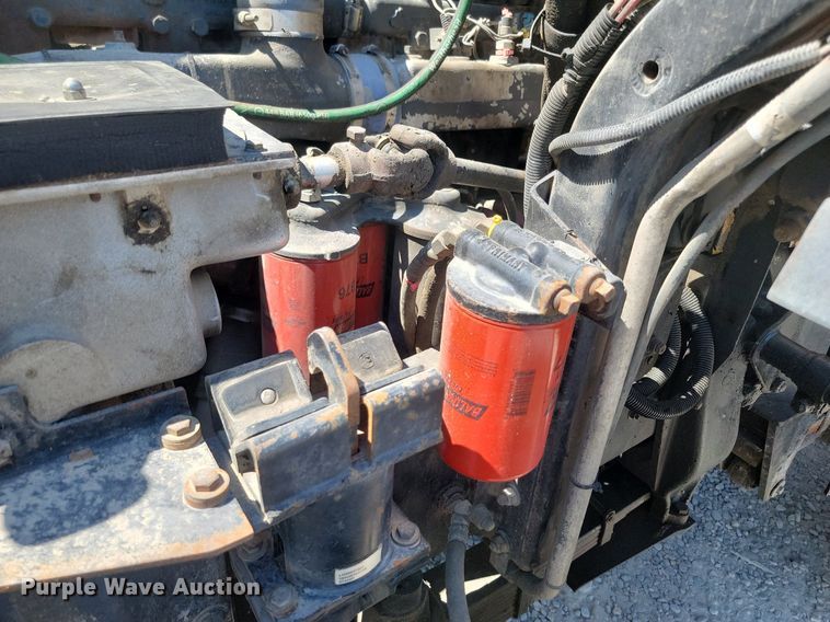 image for item OD9706 1998 Mack MR688S concrete pump truck