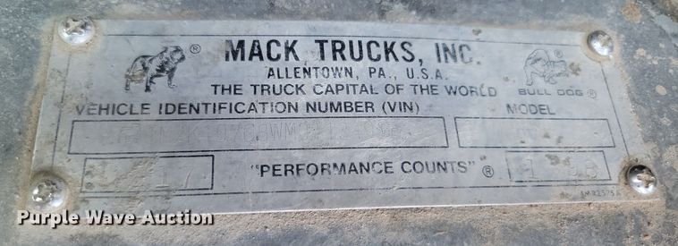 image for item OD9706 1998 Mack MR688S concrete pump truck