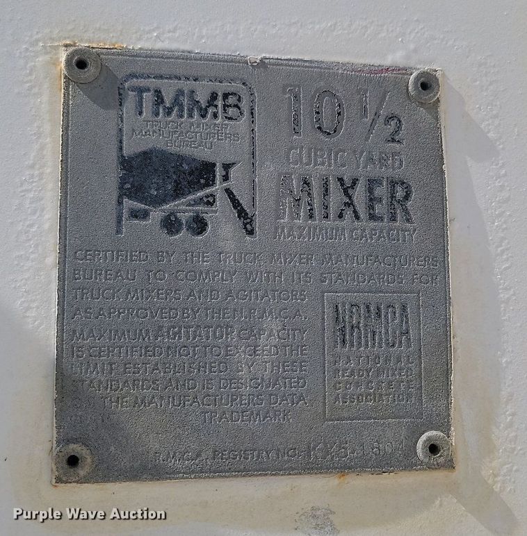 image for item OD9709 1993 International  F5070 SFA ready mix truck