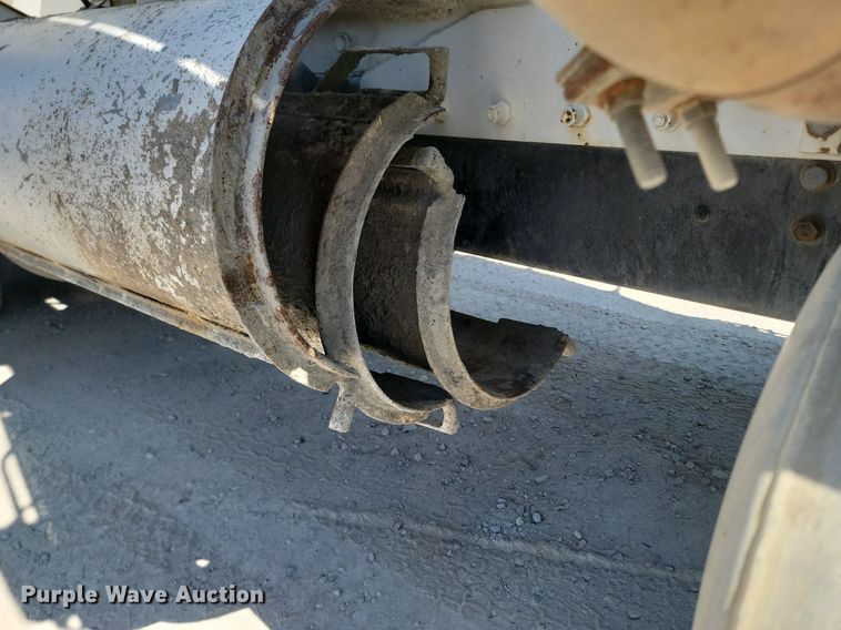 image for item OD9709 1993 International  F5070 SFA ready mix truck