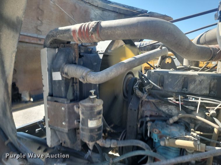 image for item OD9709 1993 International  F5070 SFA ready mix truck