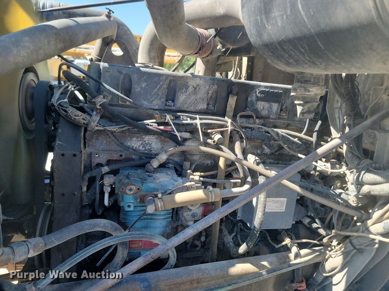 image for item OD9709 1993 International  F5070 SFA ready mix truck