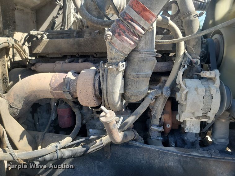 image for item OD9709 1993 International  F5070 SFA ready mix truck