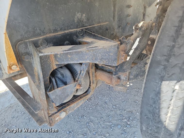 image for item OD9709 1993 International  F5070 SFA ready mix truck