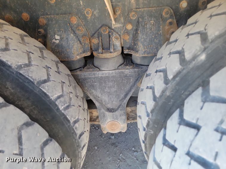 image for item OD9709 1993 International  F5070 SFA ready mix truck