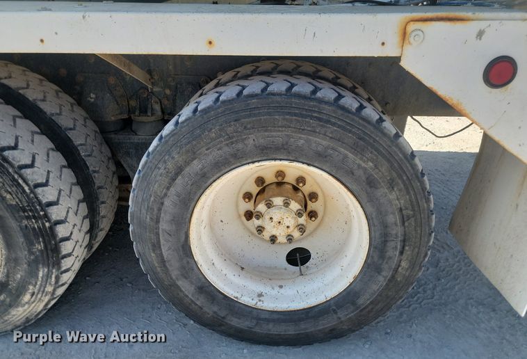 image for item OD9709 1993 International  F5070 SFA ready mix truck