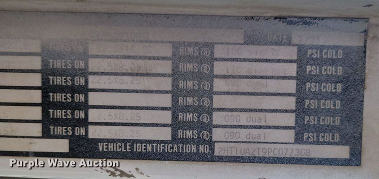 image for item OD9709 1993 International  F5070 SFA ready mix truck