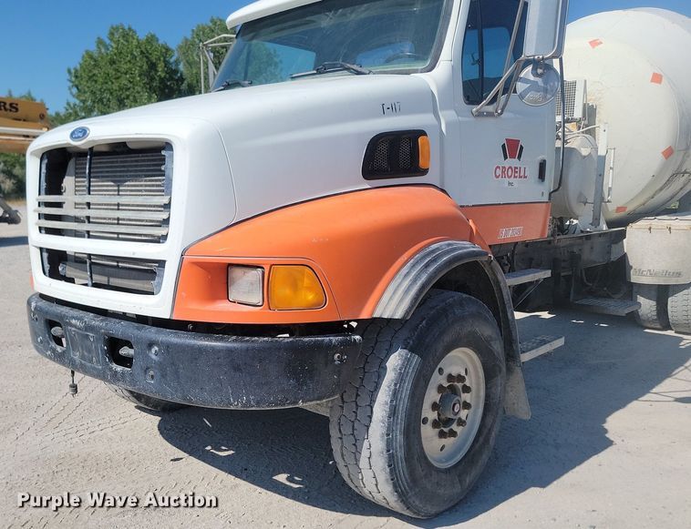 image for item OD9710 1998 Ford LT8513 ready mix truck