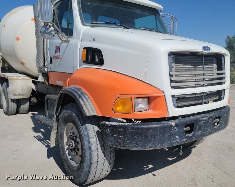 image for item OD9710 1998 Ford LT8513 ready mix truck