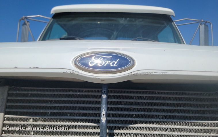 image for item OD9710 1998 Ford LT8513 ready mix truck