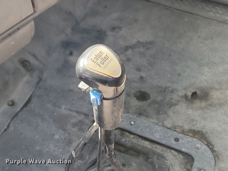 image for item OD9710 1998 Ford LT8513 ready mix truck