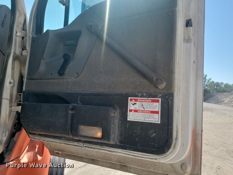 image for item OD9710 1998 Ford LT8513 ready mix truck