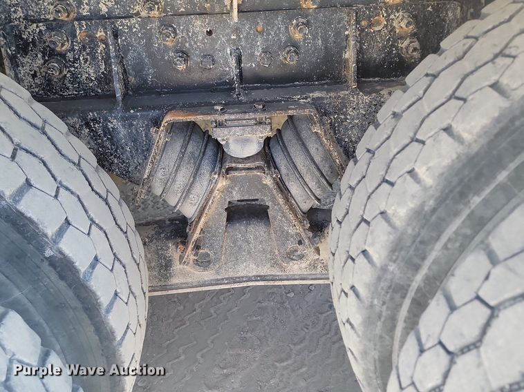 image for item OD9710 1998 Ford LT8513 ready mix truck