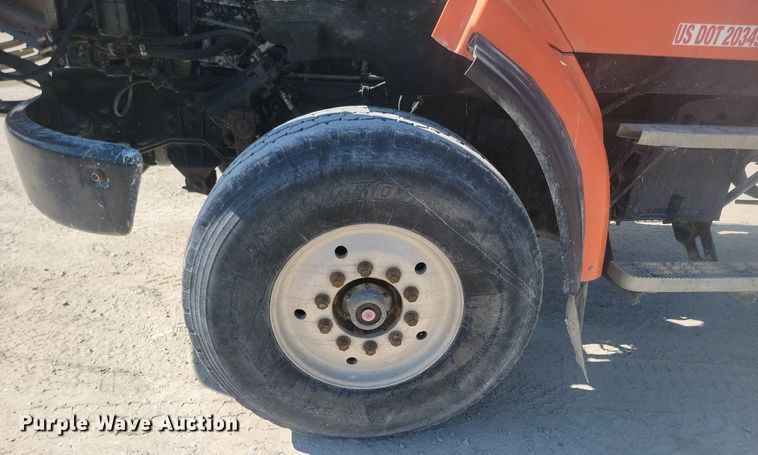 image for item OD9710 1998 Ford LT8513 ready mix truck